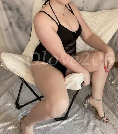 Simple black bodysuit with snake skin heels 🤍 [oc] by Olove206