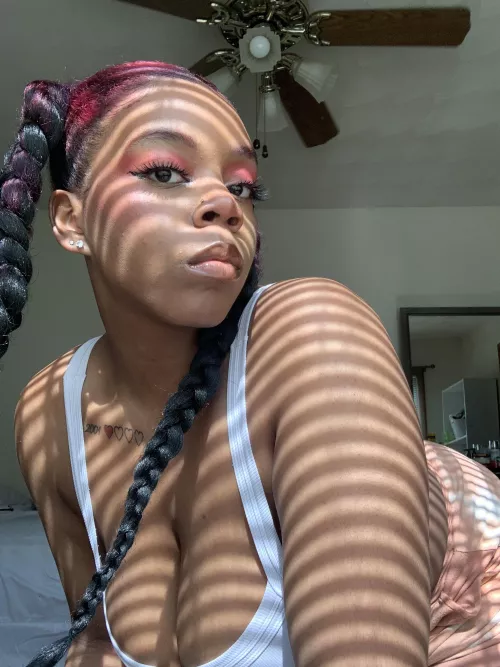 Simple but sexy 😘🥴 by woahitsde