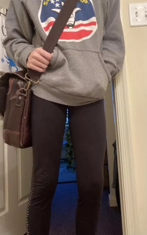 Simple fit for the day, I figure I’ve gotta start someone! Leggings today, skirts tomorrow (figuratively) ☺️ by DeathByDiscretion