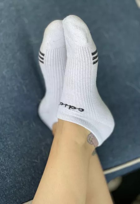 Simple white sexy milf socks! by Sockcum