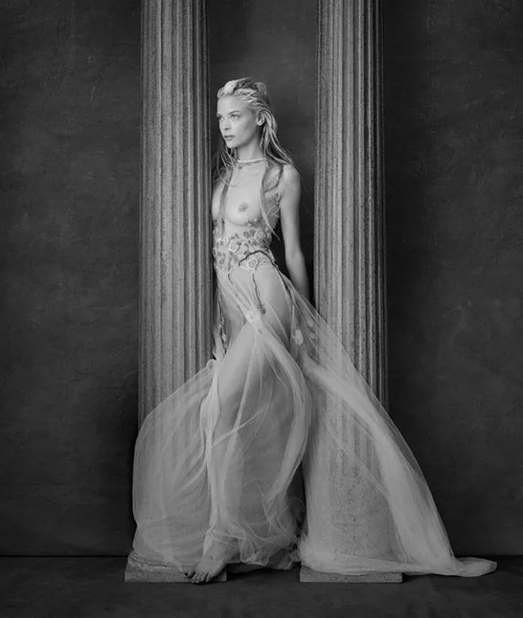 [Sin City] Jaime King posted by lovethemcelebs