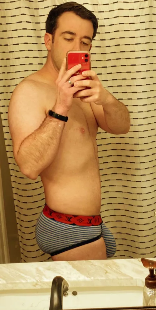 Since everyone seemed to like my last post: Louis Vuitton always makes the booty look better by BodyInProgress8