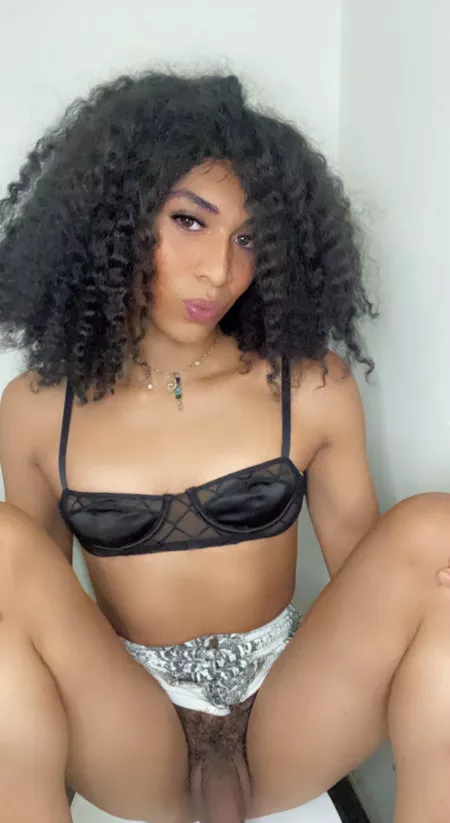 Since you think I’m so cute come fuck me by facelessthrowawayx