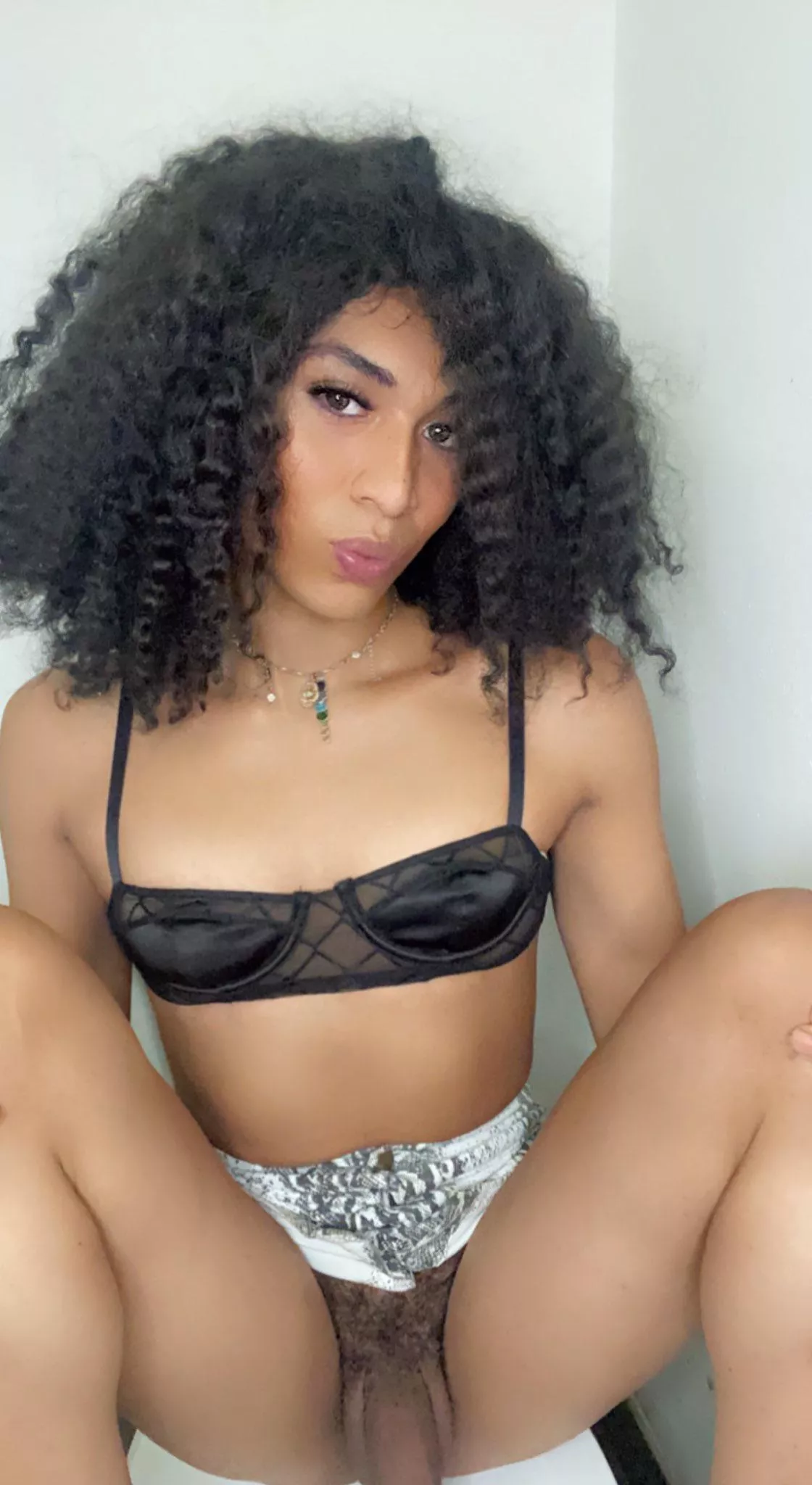 Since you think I’m so cute come fuck me posted by facelessthrowawayx