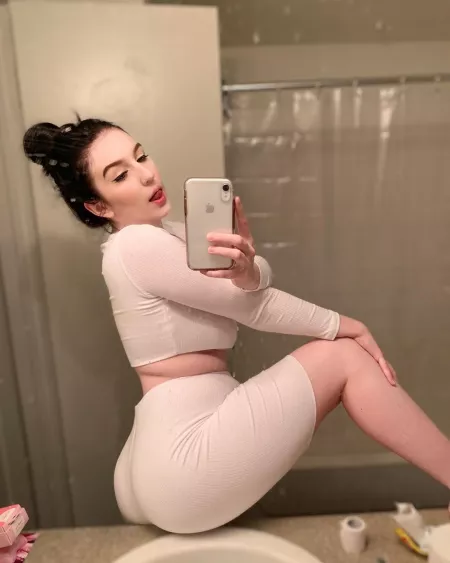 Sink booty by fine_hoess