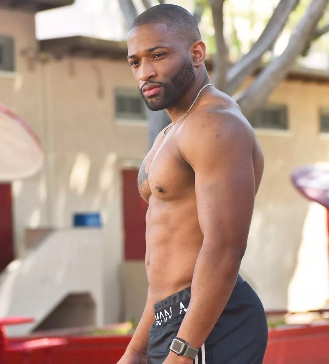 @siranthonymac posted by me293