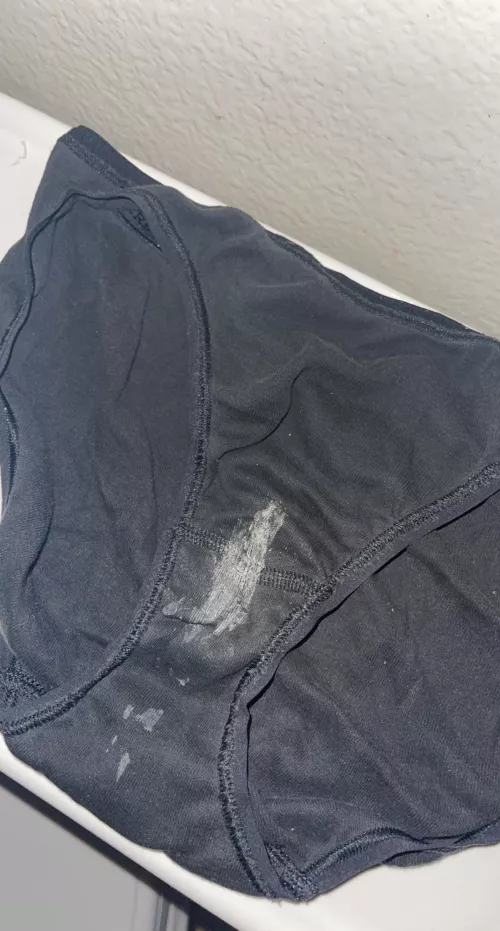 Sis. 19. Lmk what you guys think…. Smells incredible. by aarshg7