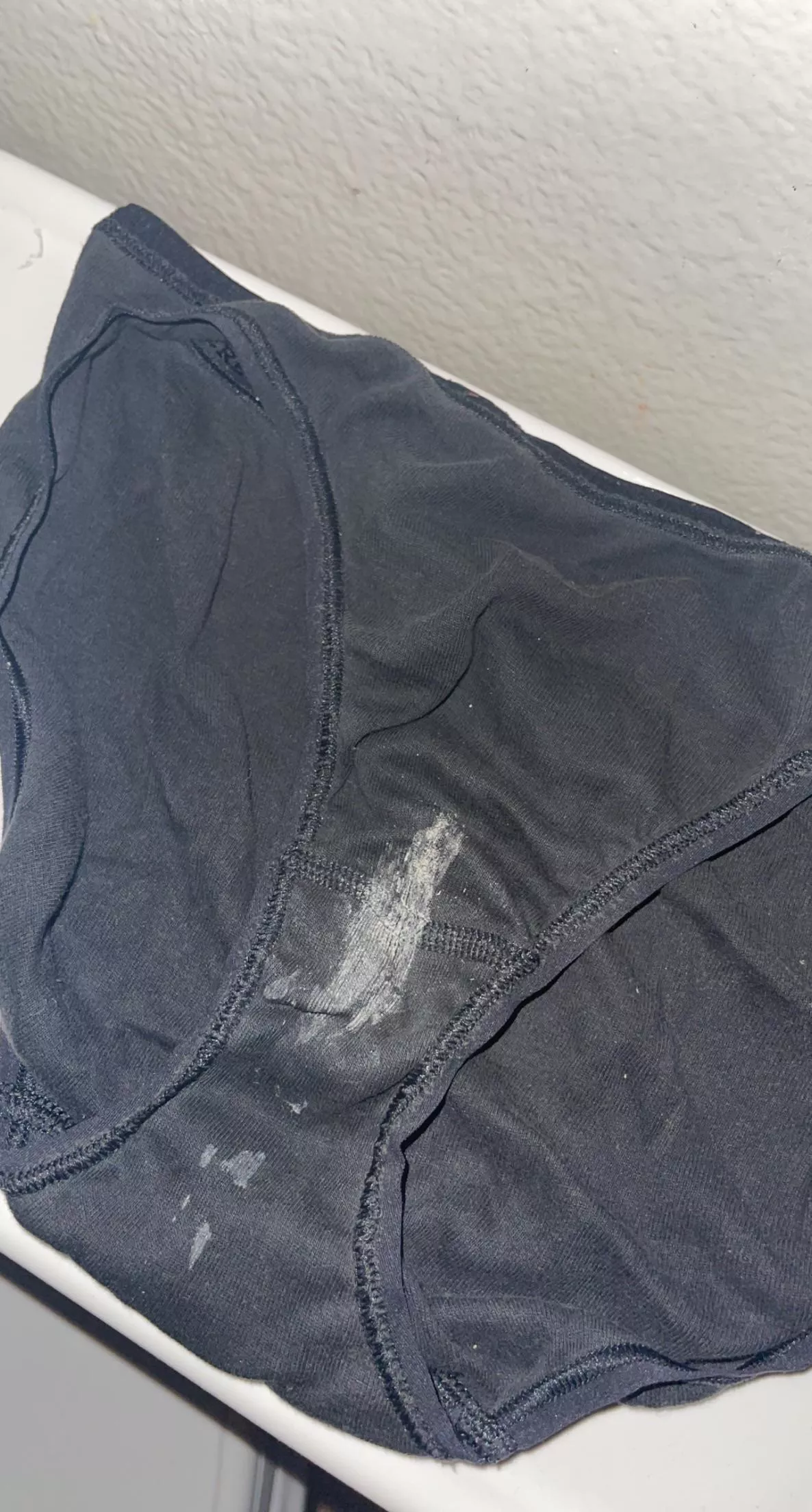 Sis. 19. Lmk what you guys think…. Smells incredible. posted by aarshg7