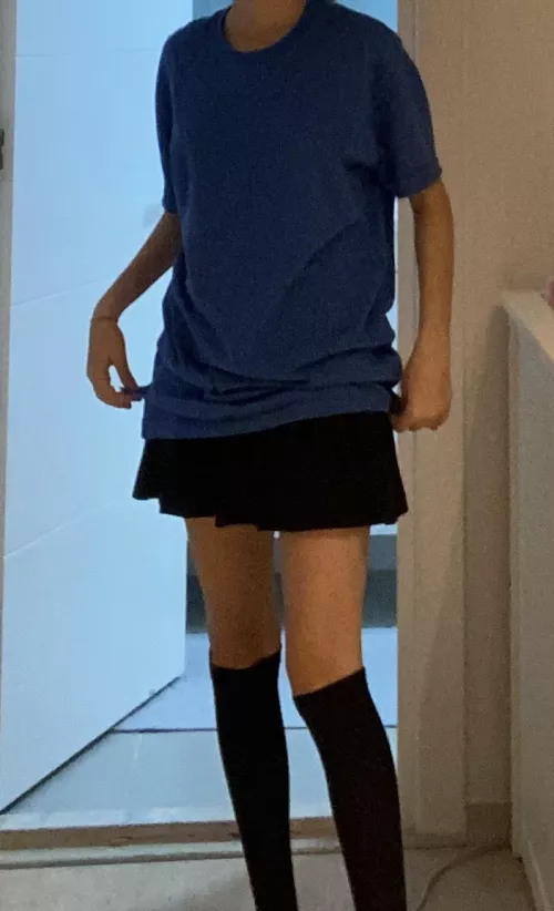 sis dressed me up lol by buildermam