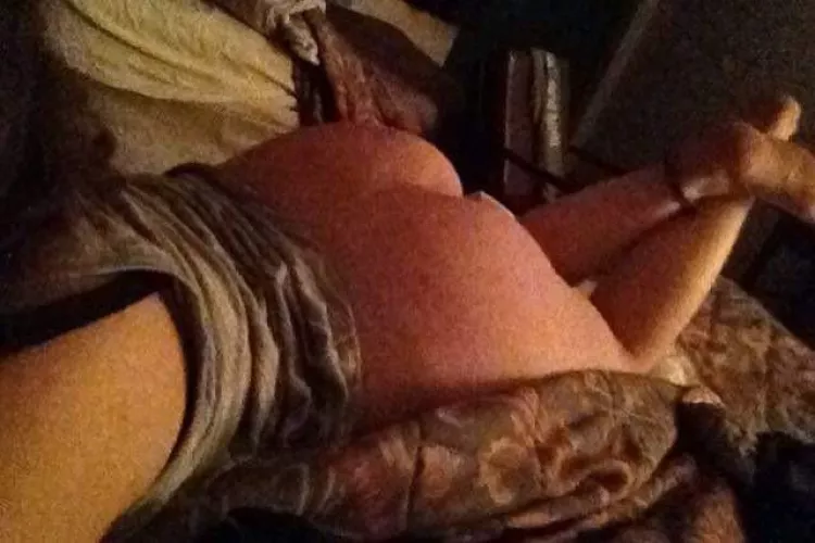 Sister came and laid on the bed and started talking about returning gifts. I swiftly opened camera and snapped a pic. Apparently she wanted me to see her bare ass!