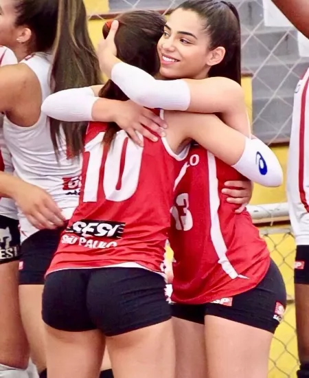 Sisterly hug by iamdyinuphere