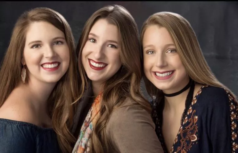 Sisters [3] by EASYEASY321