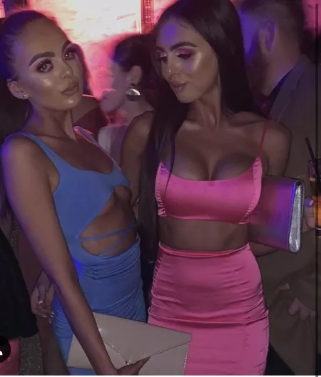 Sisters by round_plastic