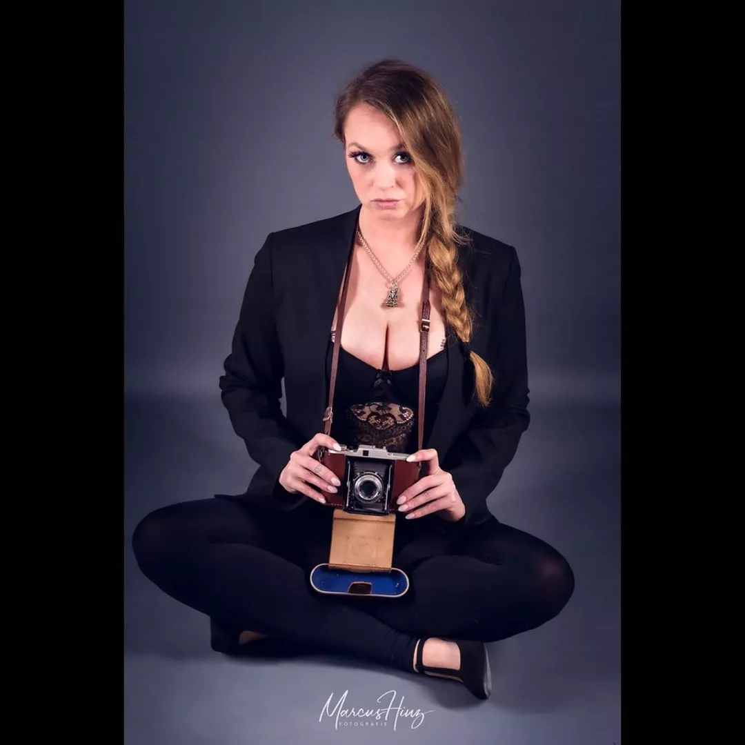 Sit posted by imnotjavier