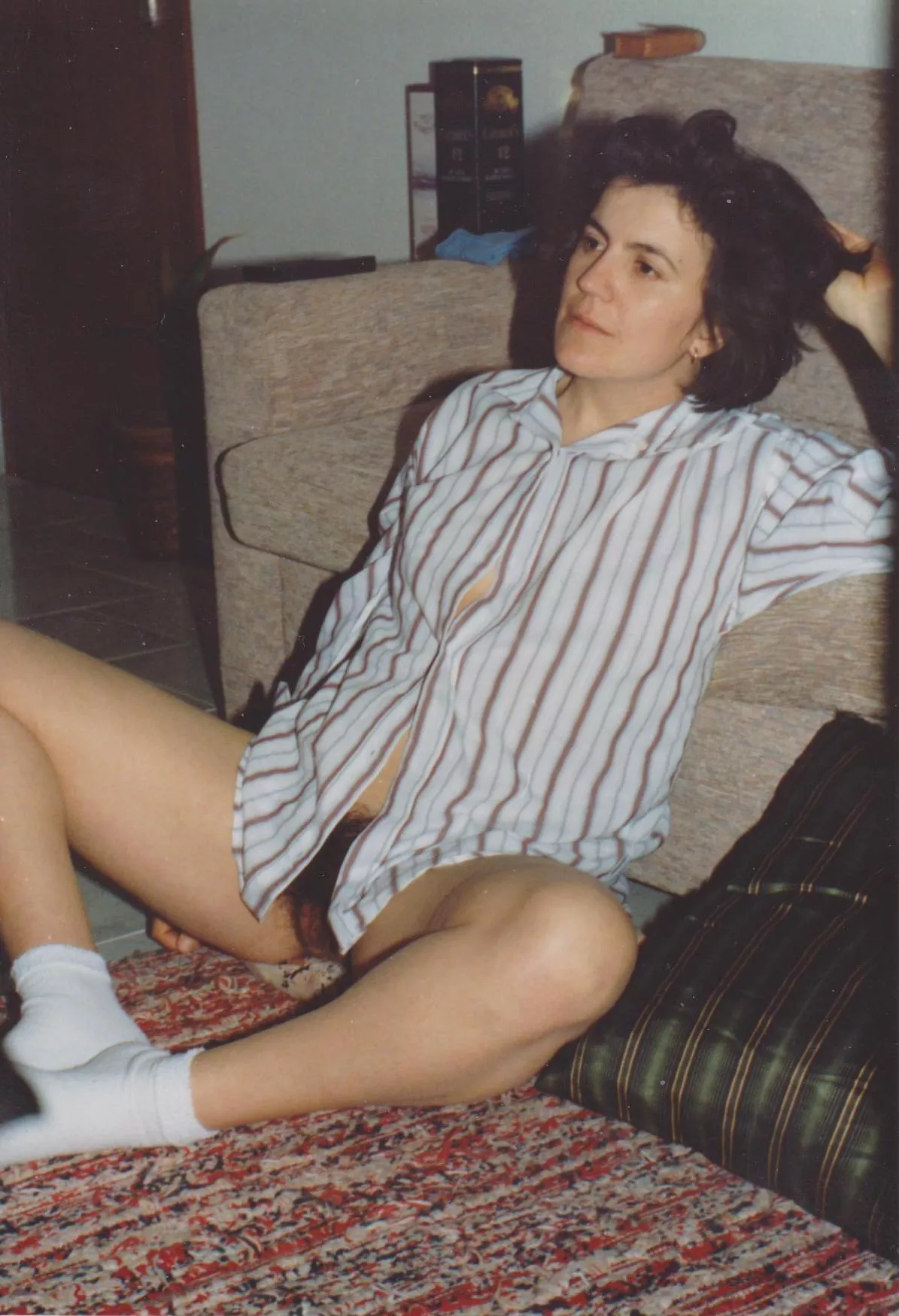 Sitting on bare but posted by acaeiro