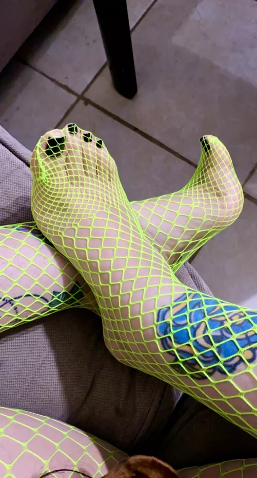 Size 11 and extra high arches. by peachyghostx