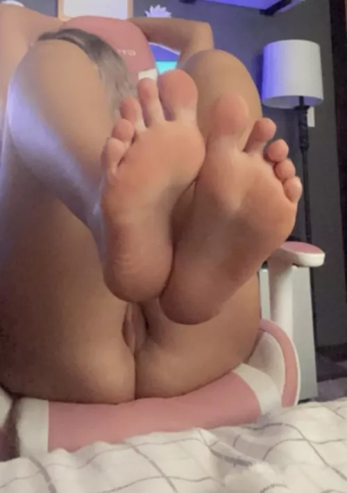 Size 9 okay? by CaliLynnOF