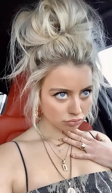 Skatemoss👁👁 by MrPepper07