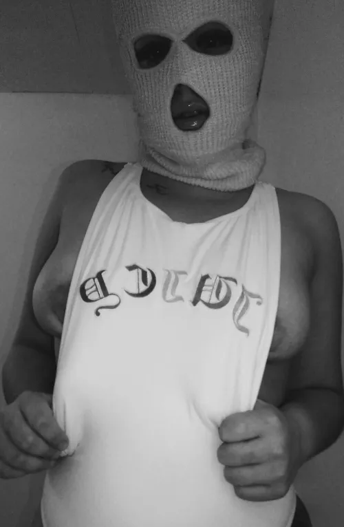 Skimaskcalypso...sexy petite latina. by grizzle0816