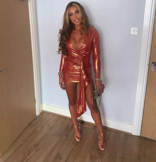 Skin and dress blend in together by wiiman5