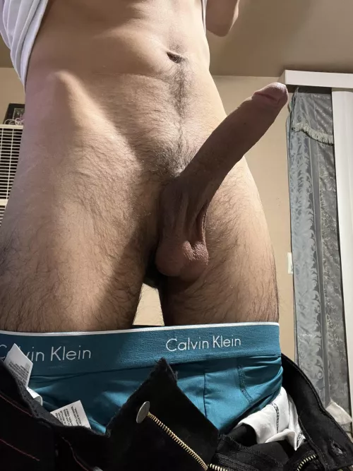 Skinny but packing 😈 by FgG4cholo