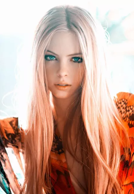 Skye Stracke, Australian model by closecaxton