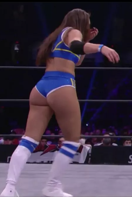 Skye.blue aew debut by mcjoerules