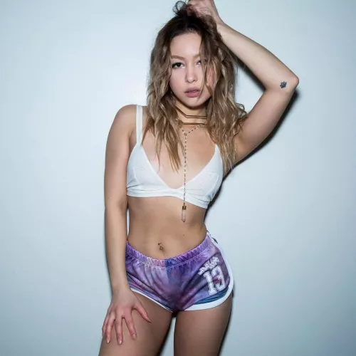 Skylar Roberge by throwaqqount