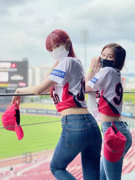 SKYLE - Ginny and Chaehyeon by lerolero09