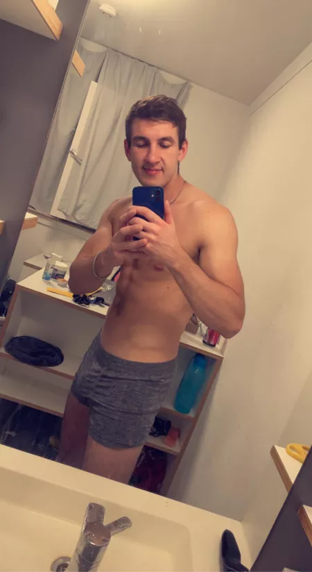 Sleeping time 🙊 by lio1919