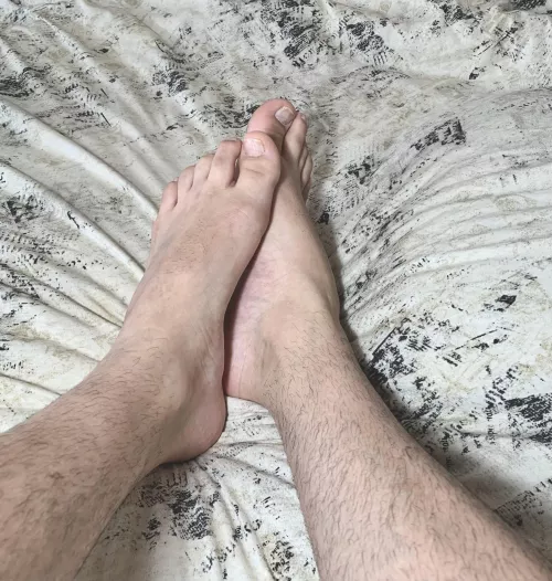 @sleepyfeet42 by suicidediva