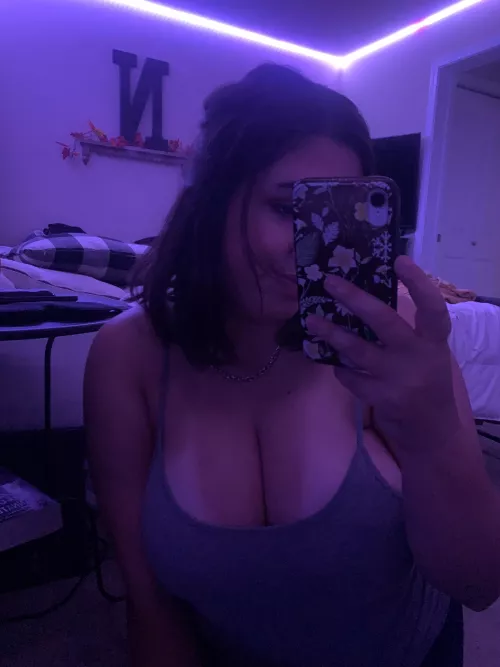 slide in the DM’s & tell me what you’d do to me 🥺 by West-Cheesecake6925