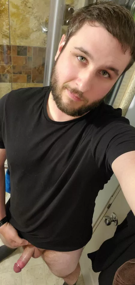 Sliding into the shower and maybe into you by slimslam_spaceman