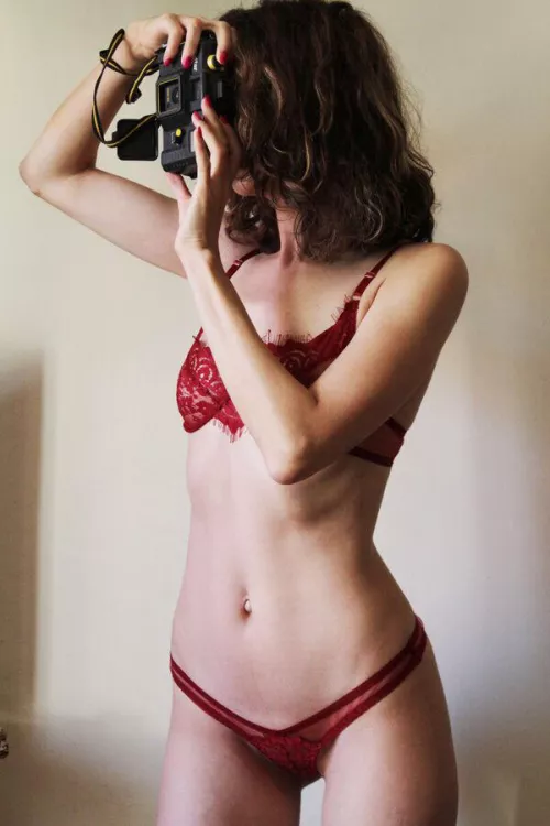 Slim and sultry by SadeJayne