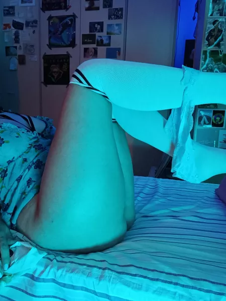 Slip these panties off (｡♡‿♡｡) by MeeraMay0