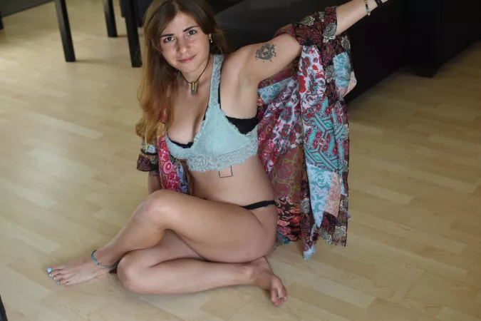 Slip 😜 by lil-athena