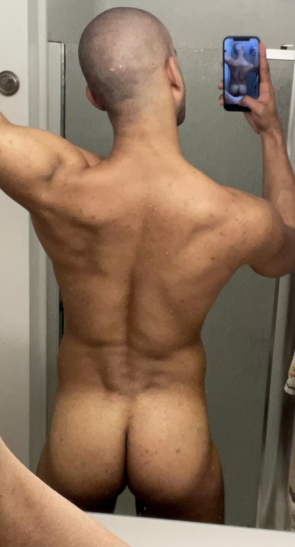 slippery. 27 6’1 posted by nycfunin