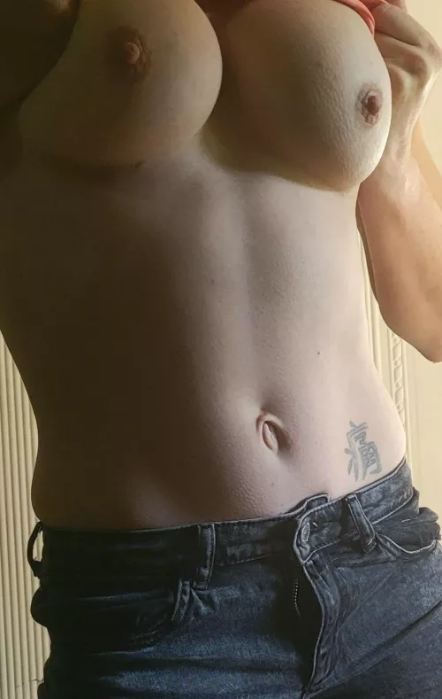 Slow long touch by Jessie_onlyfans01