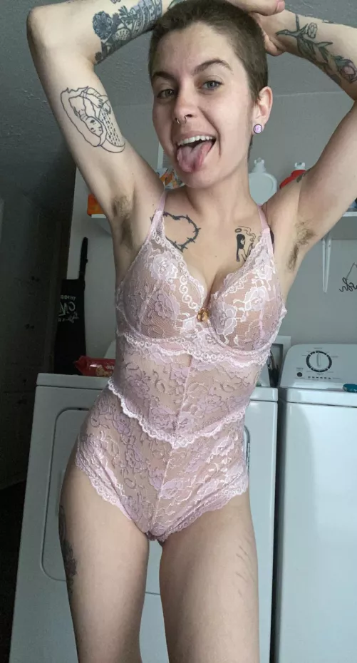 Small in size but as hairy as any other woman 😉😊💖 by maryjanemilf420