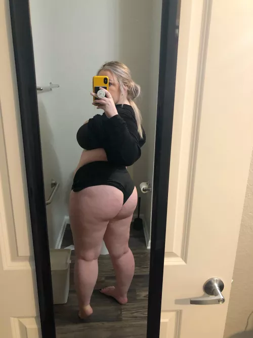 Smash or pass? by pinkghouls