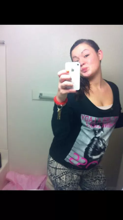 Smash or pass? by Relative-Injury-5321