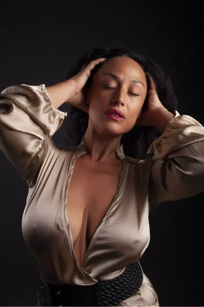 Smash 💥 or pass?49(f) posted by milfamarquise