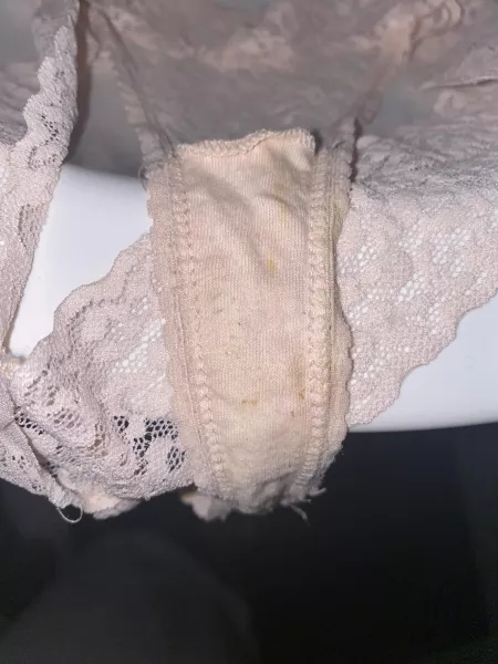 Smell like heaven🥵 by Haunting-Election511