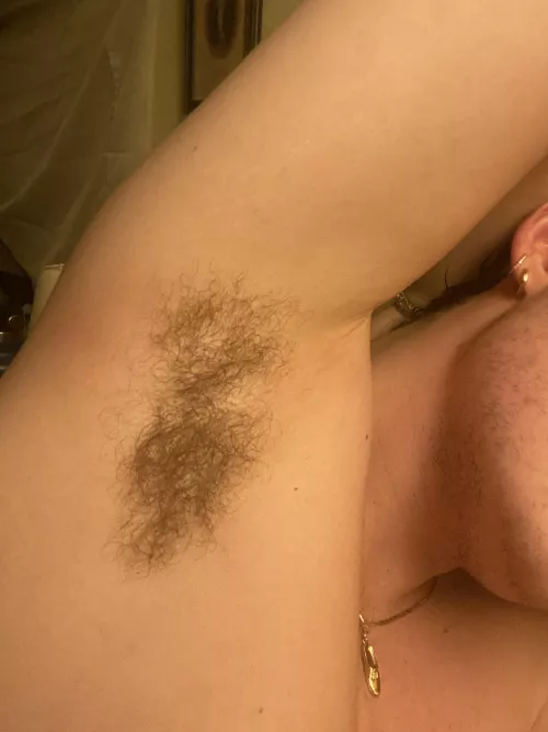 Smell me bro by Bleeper4