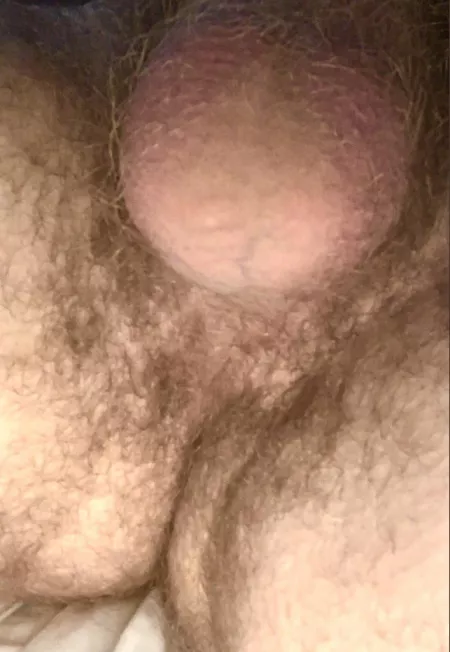 Smells like man musk by jocksmeller