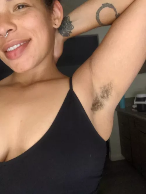 Smells like pheromones 🧚🏽‍♀️ by desertmystic1