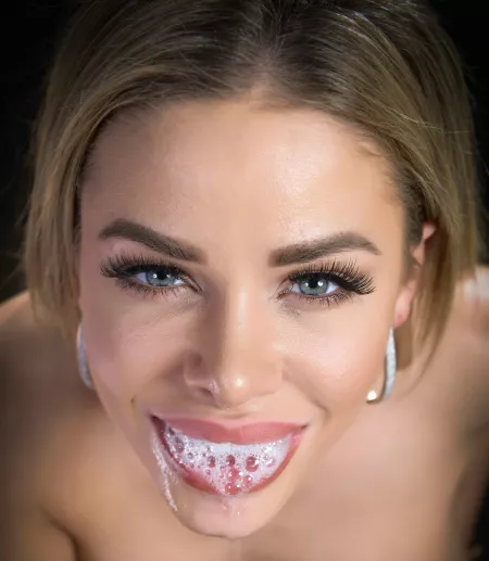 Smile by WinstonBlaine