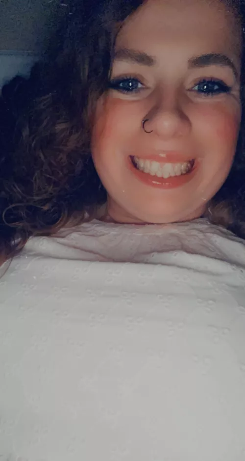 Smile! Come talk. by Brilliant_Time_4022