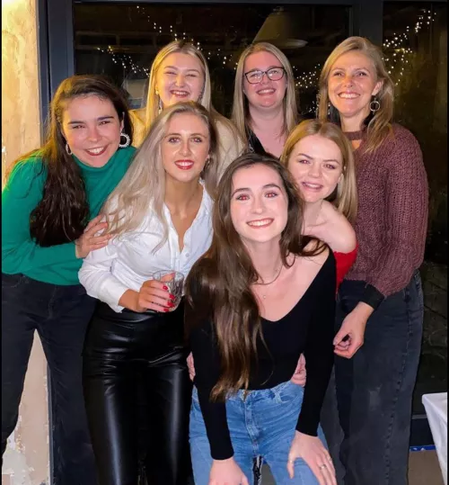 Smiles all round by throwaway876677