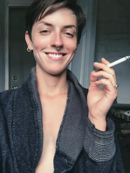 Smiles like this are made only by multi orgasmic babes in that juicy afterglow ✨ by venusaurox